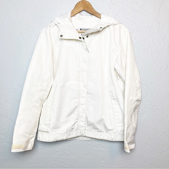 Columbia Jackets & Blazers - Columbia White Packable Rain Coat Medium